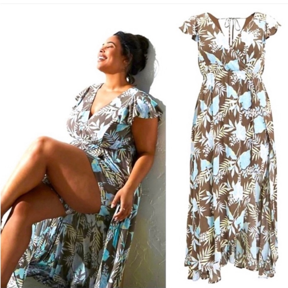 Torrid blue floral walk through romper